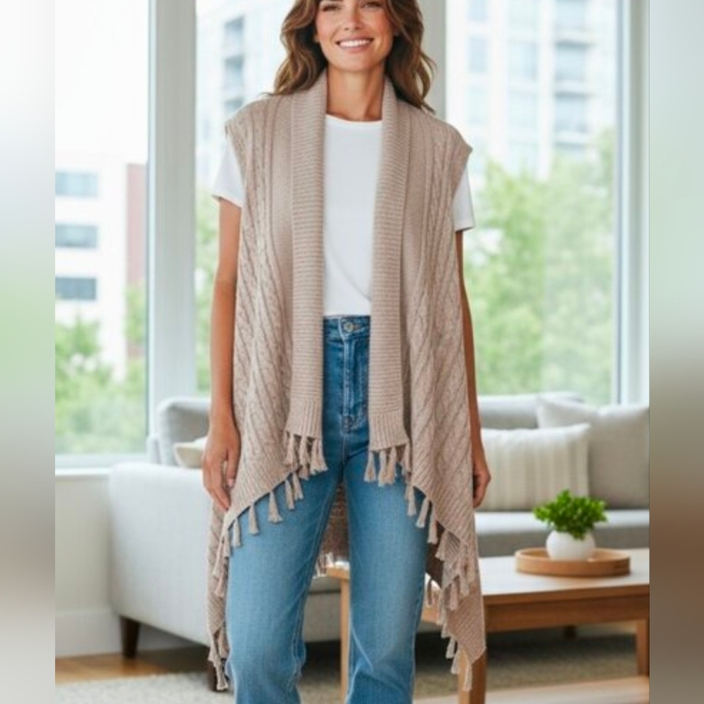 Matilda Jane Oversized Mind's Eye Cable Knit Fringe Cardigan Vest